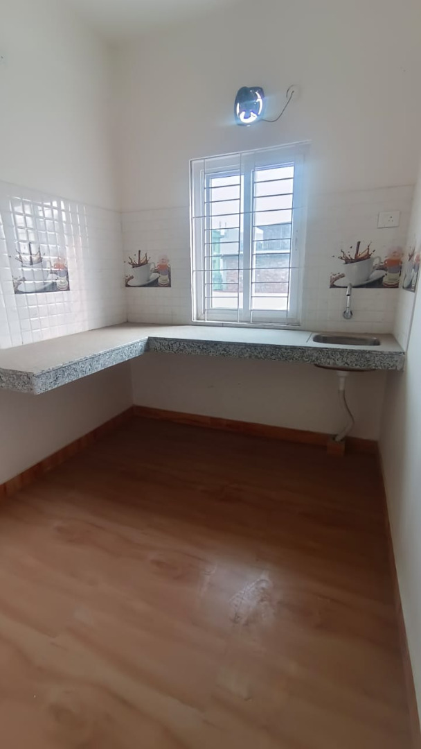 Unfurnished 3bhk in Swaraj Nagar, Sarumotoria, Guwahati, Assam, India for Rent